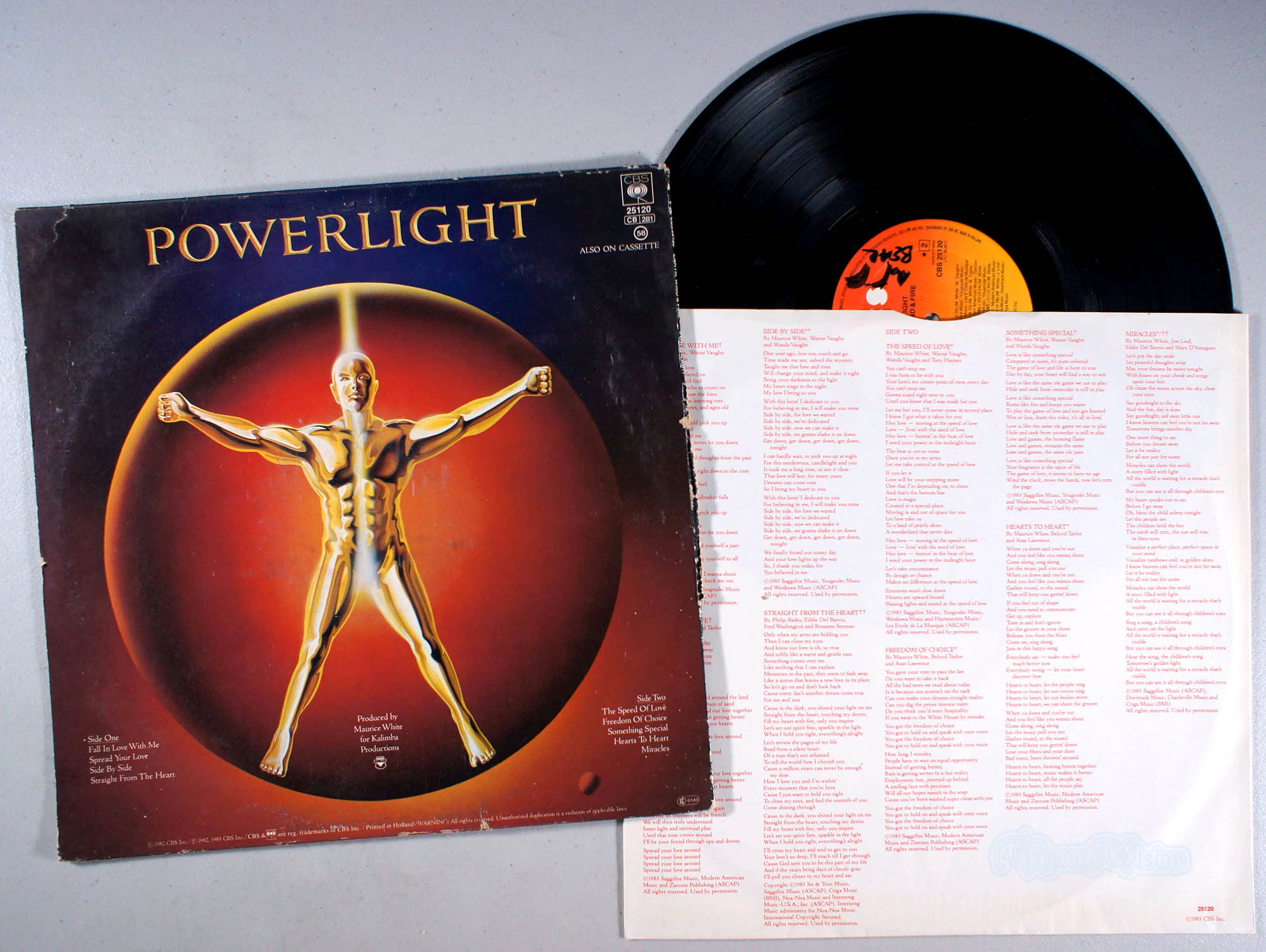 Powerlight de Earth, Wind And Fire, 33T chez recordvision Ref3163085167